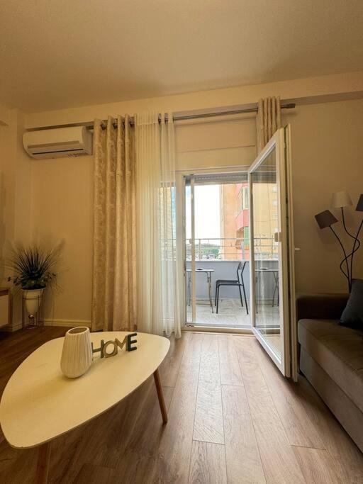 Yellow Apartment Durrës Extérieur photo