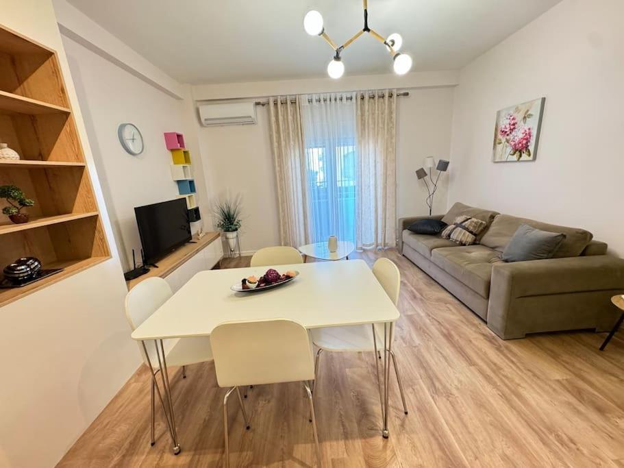 Yellow Apartment Durrës Extérieur photo