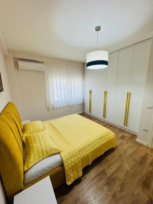Yellow Apartment Durrës Extérieur photo